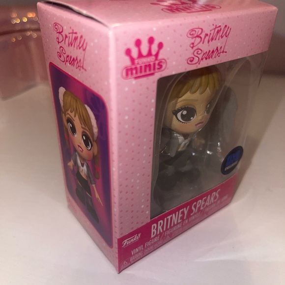 Britney Spears Funko mini Figure - Picture 5 of 5